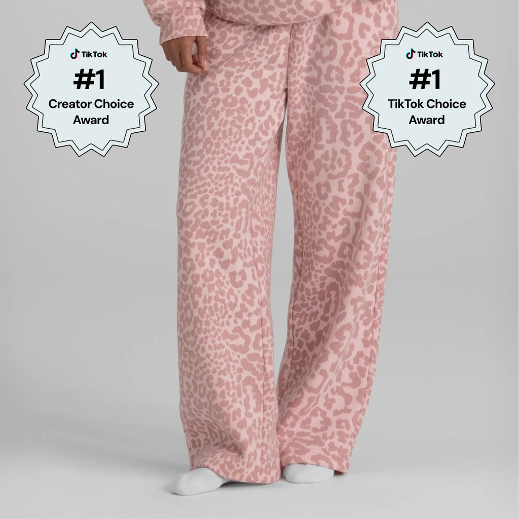 Woman Straight Leg Sweatpants