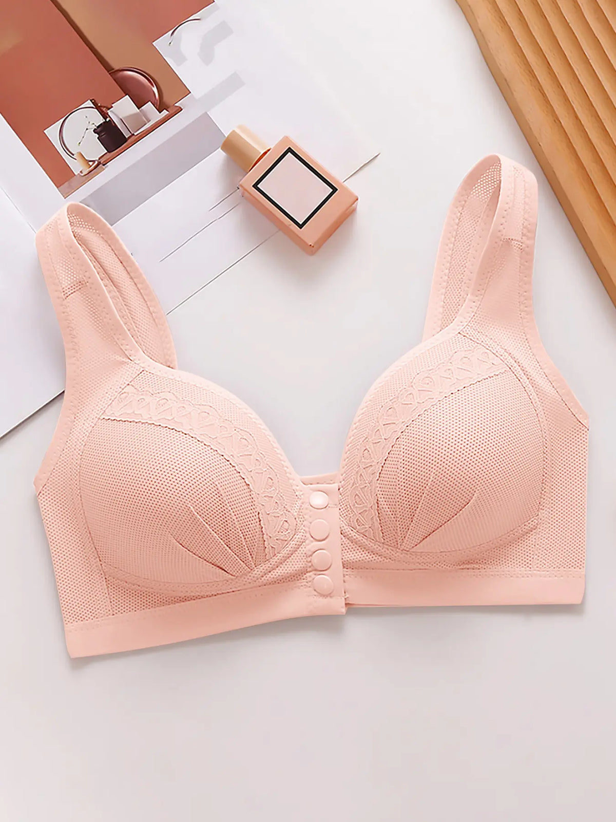 Women's Front-Closure Push-Up Bra — Lift, Shape & Comfort All Day